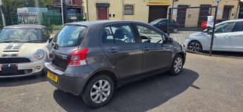 Toyota Yaris 1.33 Dual VVT-i T Spirit Euro 5 (s/s) 5dr