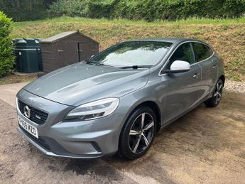 Volvo V40 2.0 T2 R-Design Edition Hatchback 5dr Petrol Manual Euro 6 (s/s)