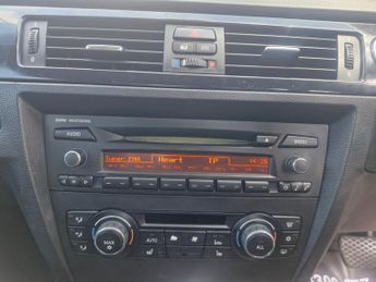 BMW 3 Series 2.0 320i SE Highline Convertible 2dr Petrol Steptronic Euro 5 (1
