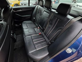 BMW 5 Series 2.0 520d MHT M Sport Saloon 4dr Diesel Hybrid Steptronic Euro 6 