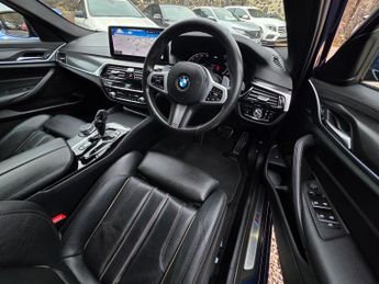 BMW 5 Series 2.0 520d MHT M Sport Saloon 4dr Diesel Hybrid Steptronic Euro 6 