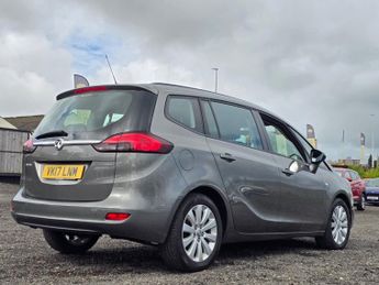 Vauxhall Zafira Tourer 1.4i Turbo Design MPV 5dr Petrol Auto Euro 6 (140 ps)