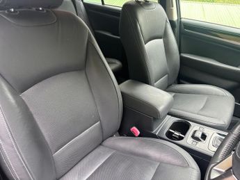 Subaru Outback 2.5i SE Premium Estate 5dr Petrol Lineartronic 4WD Euro 6 (s/s) 
