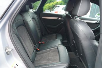 Audi Q3 2.0 TDI S line Plus SUV 5dr Diesel S Tronic quattro Euro 6 (s/s)