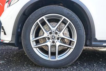 Mercedes-Benz GLC 3.0 GLC350d V6 AMG Line (Premium Plus) Coupe 5dr Diesel G-Tronic