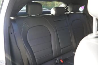 Mercedes-Benz GLC 3.0 GLC350d V6 AMG Line (Premium Plus) Coupe 5dr Diesel G-Tronic