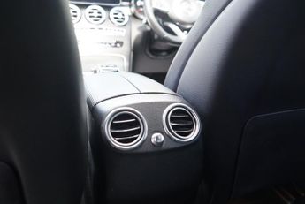 Mercedes-Benz GLC 3.0 GLC350d V6 AMG Line (Premium Plus) Coupe 5dr Diesel G-Tronic