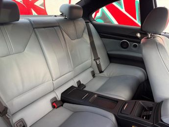 BMW M3 4.0 iV8 Coupe 2dr Petrol DCT Euro 5 (420 ps)