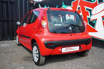 Peugeot 107 1.0 12V Urban Hatchback 5dr Petrol Manual Euro 4 (68 ps)