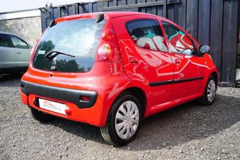 Peugeot 107 1.0 12V Urban Hatchback 5dr Petrol Manual Euro 4 (68 ps)