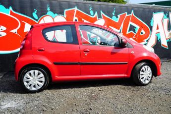 Peugeot 107 1.0 12V Urban Hatchback 5dr Petrol Manual Euro 4 (68 ps)