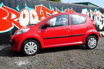 Peugeot 107 1.0 12V Urban Hatchback 5dr Petrol Manual Euro 4 (68 ps)