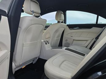 Mercedes-Benz CLS 2.1 CLS250 CDI BlueEfficiency AMG Sport Coupe 4dr Diesel G-Troni