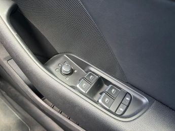 Audi A3 1.4 TFSI S line Sportback 5dr Petrol S Tronic Euro 6 (s/s) (Nav)