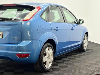 Ford Focus 1.6 Style Hatchback 5dr Petrol Manual (159 g/km, 99 bhp)