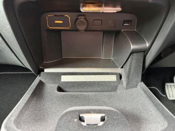 Citroen Grand C4 SpaceTourer PURETECH SHINE S/S EAT8