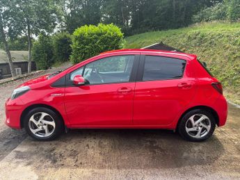 Toyota Yaris 1.5 VVT-h Icon Hatchback 5dr Petrol Hybrid E-CVT Euro 6 (101 ps)