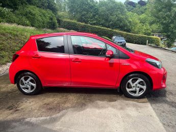 Toyota Yaris 1.5 VVT-h Icon Hatchback 5dr Petrol Hybrid E-CVT Euro 6 (101 ps)