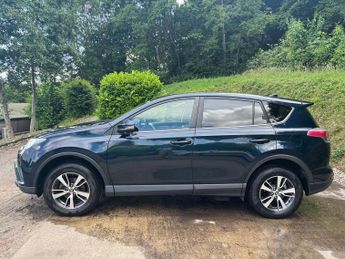 Toyota RAV4 2.0 D-4D Business Edition SUV 5dr Diesel Manual Euro 6 (s/s) (Sa
