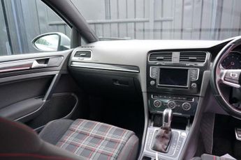 Volkswagen Golf 2.0 TSI BlueMotion Tech GTI DSG Euro 6 (s/s) 5dr
