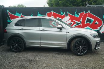 Volkswagen Tiguan 2.0 TDI R-Line SUV 5dr Diesel DSG 4Motion Euro 6 (s/s) (150 ps)