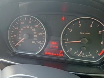 BMW 1 Series 1.6 116i Edition ES Hatchback 3dr Petrol Steptronic Euro 4 (122 