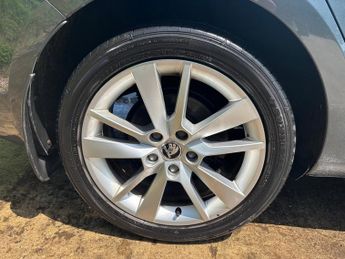 Skoda Octavia 2.0 TSI SE L Estate 5dr Petrol DSG Euro 6 (s/s) (190 ps)