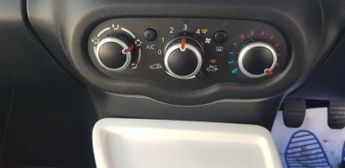 Renault Twingo 1.0 SCe Dynamique Hatchback 5dr Petrol Manual Euro 6 (s/s) (70 p
