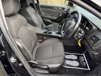 Renault Megane 1.5 dCi Expression + Sport Tourer 5dr Diesel Manual Euro 6 (s/s)