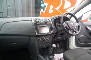 Dacia Sandero 0.9 TCe Laureate Hatchback 5dr Petrol Manual Euro 6 (s/s) (90 ps