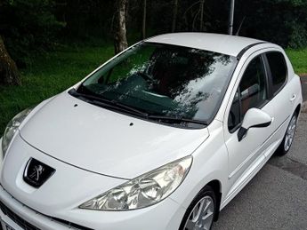 Peugeot 207 1.4 Sportium Hatchback 5dr Petrol Manual Euro 5 (75 ps)