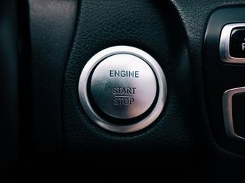 Mercedes-Benz C Class 2.1 C220d AMG Line (Premium Plus) Saloon 4dr Diesel 7G-Tronic+ E