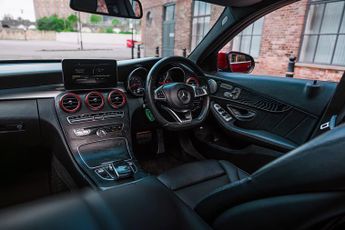 Mercedes-Benz C Class 2.1 C220d AMG Line (Premium Plus) Saloon 4dr Diesel 7G-Tronic+ E