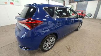 Toyota Auris 1.2 VVT-i Excel CVT Euro 6 (s/s) 5dr (Safety Sense)