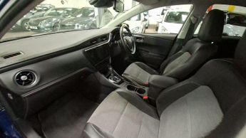 Toyota Auris 1.2 VVT-i Excel CVT Euro 6 (s/s) 5dr (Safety Sense)