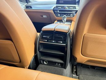 BMW 5 Series 2.0 520d M Sport Saloon 4dr Diesel Auto xDrive Euro 6 (s/s) (190