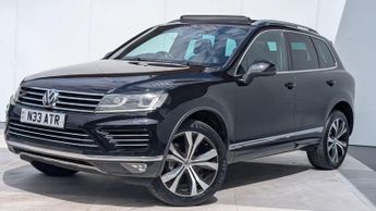 Volkswagen Touareg 3.0 TDI V6 BlueMotion Tech R-Line Tiptronic 4WD Euro 6 (s/s) 5dr