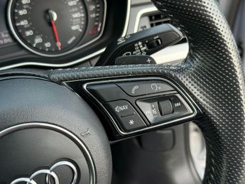 Audi A4 2.0 TDI ultra S line S Tronic Euro 6 (s/s) 4dr
