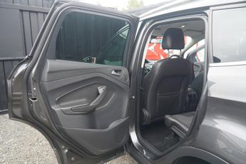Ford Kuga 2.0 TDCi Titanium SUV 5dr Diesel Powershift AWD Euro 6 (s/s) (18