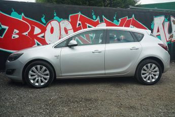 Vauxhall Astra 2.0 CDTi Elite Hatchback 5dr Diesel Auto Euro 5 (165 ps)