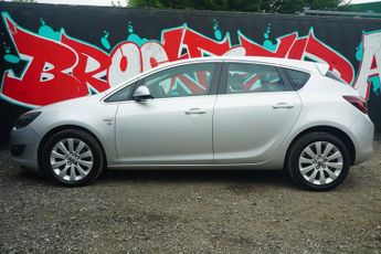 Vauxhall Astra 2.0 CDTi Elite Hatchback 5dr Diesel Auto Euro 5 (165 ps)