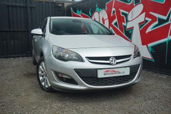 Vauxhall Astra 2.0 CDTi Elite Hatchback 5dr Diesel Auto Euro 5 (165 ps)