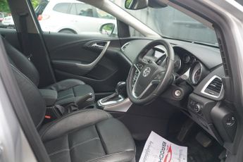 Vauxhall Astra 2.0 CDTi Elite Hatchback 5dr Diesel Auto Euro 5 (165 ps)