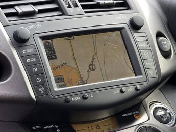 Toyota RAV4 2.2 D-CAT SR SUV 5dr Diesel Auto 4WD Euro 5 (150 ps)