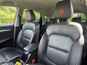 MG MG ZS 1.0 T-GDI Exclusive SUV 5dr Petrol Auto Euro 6 (111 ps)