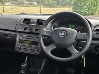 Skoda Roomster 1.2 TSI SE MPV 5dr Petrol DSG Euro 5 (105 ps)