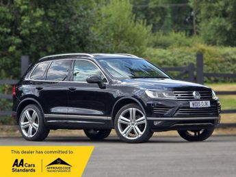 Volkswagen Touareg 3.0 TDI V6 BlueMotion Tech R-Line SUV 5dr Diesel Tiptronic 4WD E