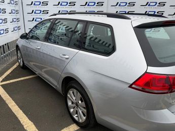 Volkswagen Golf 1.6 TDI BlueMotion Tech SE Estate 5dr Diesel DSG Euro 5 (s/s) (1