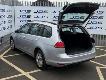 Volkswagen Golf 1.6 TDI BlueMotion Tech SE Estate 5dr Diesel DSG Euro 5 (s/s) (1