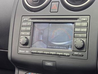 Nissan Qashqai 1.6 Tekna SUV 5dr Petrol Manual 2WD Euro 5 (117 ps)